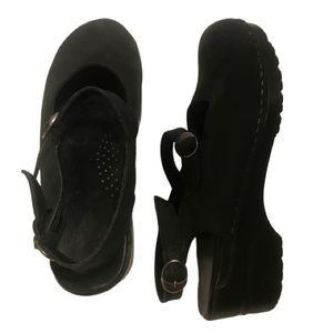 Dansko suede Mary Jane Shoes
